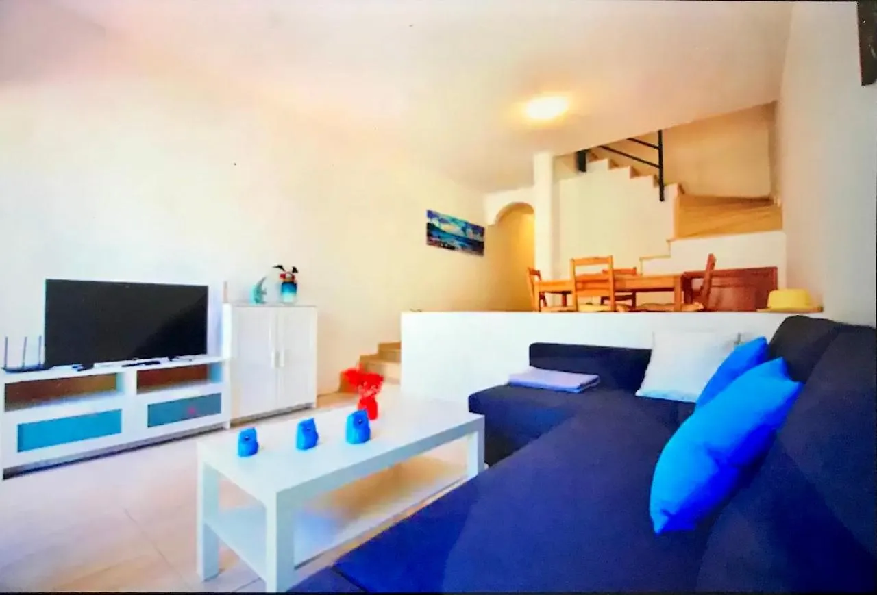 Blue Ocean VilLajita Semesterbostad